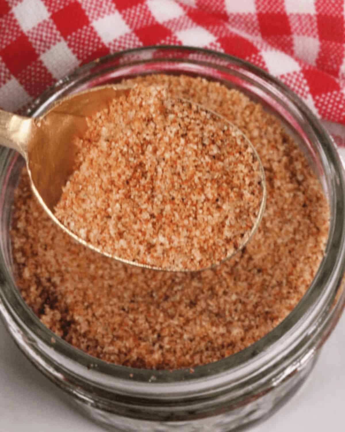 A spoonful of seasoning.