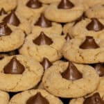 A platter of the finished cookies.