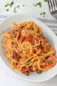 A shot of a bowl of the creamy bacon pasta.