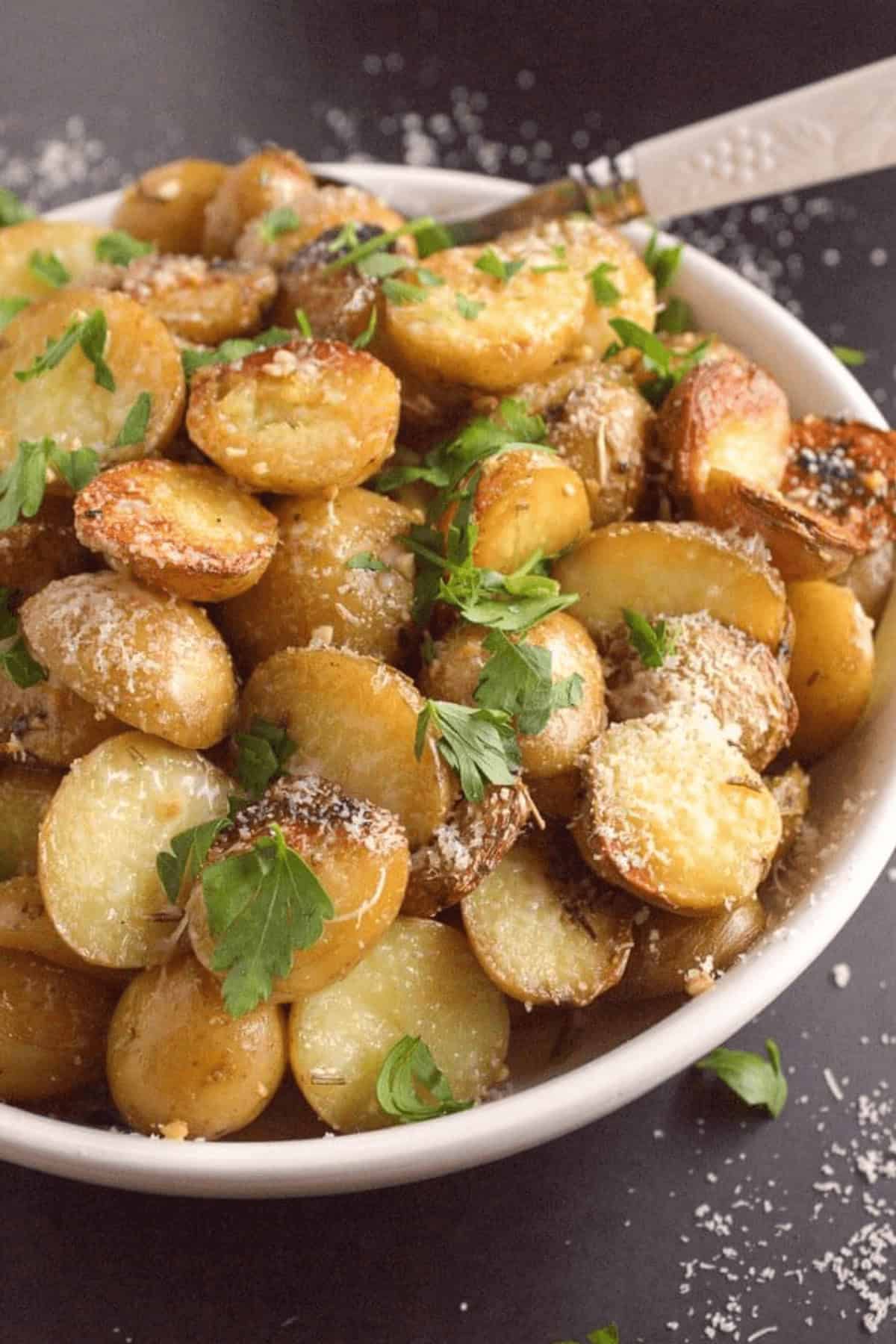 A bowl of the delicious side.