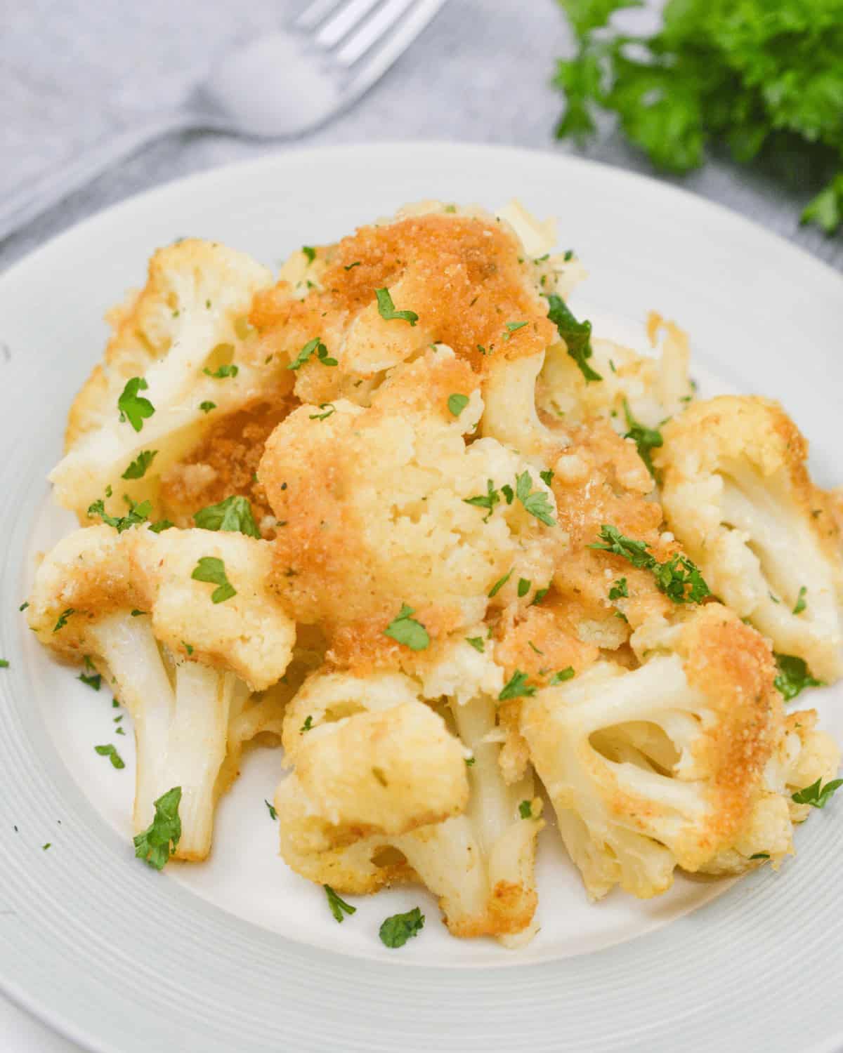 A plate with the side dish.